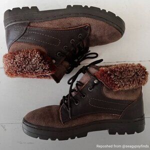 UGG Australia Brown Suede Sheep Skin Ankle Boots | Size 8